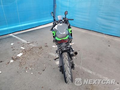 Czwarte zdjęcie samochodu z boku: 2019 KAWASAKI EX400 VIN:JKAEXKG14KDA29599 - miniatura