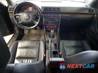 Zdjęcie 8 z 14 samochodu: 2004 AUDI S4 VIN:WAUPL68E94A162117 - miniatura