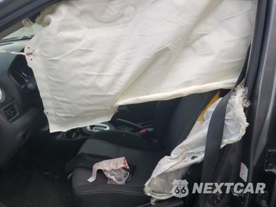 Zdjęcie 7 z 12 samochodu: 2017 NISSAN VERSA S VIN:3N1CN7AP6HL876821 - miniatura