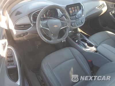 Zdjęcie 8 z 15 samochodu: 2017 CHEVROLET MALIBU LT VIN:1G1ZE5ST6HF280683 - miniatura