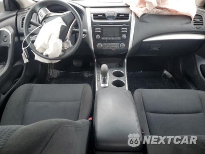 Zdjęcie 8 z 15 samochodu: 2015 NISSAN ALTIMA 2.5 VIN:1N4AL3AP9FC279583 - miniatura