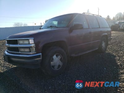 1996 CHEVROLET TAHOE K1500 1GNEK13R4TJ338006 - główne zdjęcie licytacji z USA - miniatura