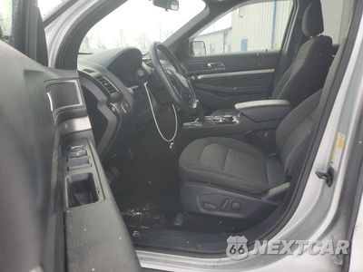 Zdjęcie 7 z 16 samochodu: 2019 FORD EXPLORER XLT VIN:1FM5K8D82KGA45445 - miniatura