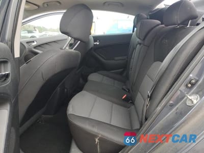 Zdjęcie 10 z 13 samochodu: 2015 KIA FORTE LX VIN:KNAFX4A68F5417150 - miniatura