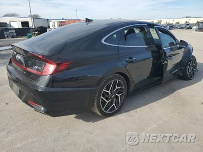Trzecie zdjęcie samochodu z tyłu: 2021 HYUNDAI SONATA N L VIN:5NPEK4JC3MH131416 - miniatura