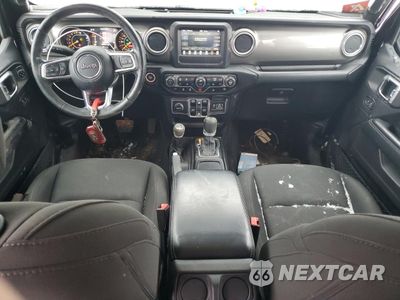 Zdjęcie 8 z 13 samochodu: 2018 JEEP WRANGLER UNLIMITED SAHARA VIN:1C4HJXEGXJW260824 - miniatura