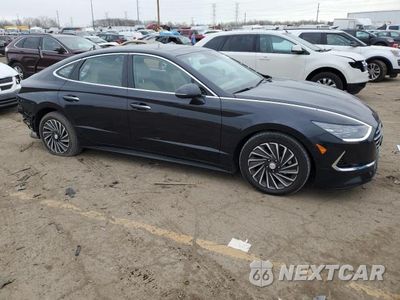 Czwarte zdjęcie samochodu z boku: 2023 HYUNDAI SONATA HYBRID VIN:KMHL54JJ2PA064957 - miniatura