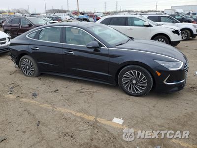 Czwarte zdjęcie samochodu z boku: 2023 HYUNDAI SONATA HYBRID VIN:KMHL54JJ2PA064957 - miniatura