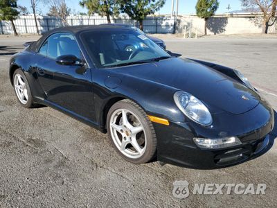 Czwarte zdjęcie samochodu z boku: 2006 PORSCHE 911 NEW GENERATION CARRERA CABRIOLET VIN:WP0CA29996S755359 - miniatura