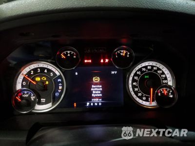 Zdjęcie 9 z 16 samochodu: 2015 RAM 1500 SLT VIN:1C6RR7TMXFS690235 - miniatura