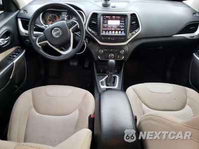 Zdjęcie 8 z 13 samochodu: 2018 JEEP CHEROKEE LATITUDE VIN:1C4PJLCBXJD606233 - miniatura