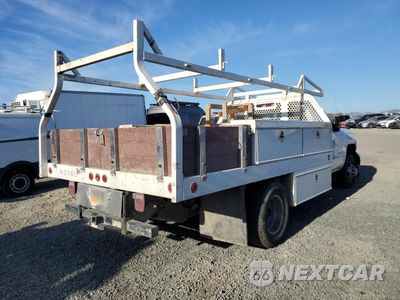 Trzecie zdjęcie samochodu z tyłu: 2017 CHEVROLET SILVERADO C3500 VIN:1GB3CYCG0HF149873 - miniatura