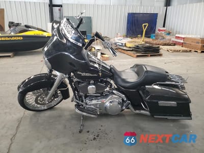 Trzecie zdjęcie samochodu z tyłu: 2008 HARLEY-DAVIDSON FLHX VIN:1HD1KB4378Y669277 - miniatura