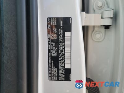 Zdjęcie 13 z 13 samochodu: 2022 VOLVO XC40 T5 R-DESIGN VIN:YV4162UM0N2693446 - miniatura