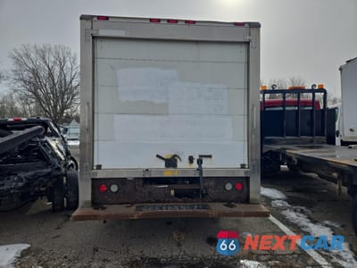 Zdjęcie 6 z 12 samochodu: 2012 CHEVROLET EXPRESS G4500 VIN:1GB6G5BG9C1182992 - miniatura