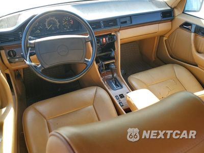 Zdjęcie 8 z 12 samochodu: 1990 MERCEDES-BENZ 300 E VIN:WDBEA30DXLB175841 - miniatura
