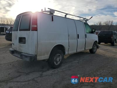 Trzecie zdjęcie samochodu z tyłu: 2012 CHEVROLET EXPRESS G2500 VIN:1GCWGFCA2C1166287 - miniatura