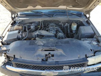 Zdjęcie 12 z 15 samochodu: 2002 CHEVROLET SILVERADO C2500 HEAVY DUTY VIN:1GCHC29U32E170354 - miniatura