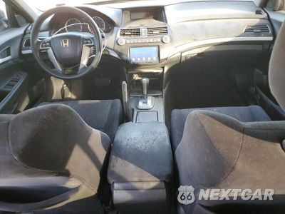 Zdjęcie 8 z 12 samochodu: 2011 HONDA ACCORD LX VIN:1HGCP2F39BA071055 - miniatura