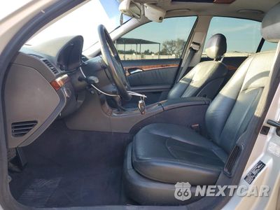 Zdjęcie 7 z 14 samochodu: 2003 MERCEDES-BENZ E 500 VIN:WDBUF70J23A173257 - miniatura