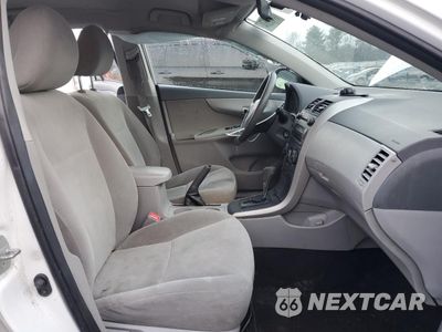 Zdjęcie 7 z 13 samochodu: 2009 TOYOTA COROLLA BASE VIN:2T1BU40E39C118952 - miniatura