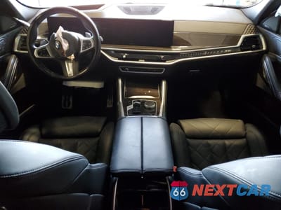 Zdjęcie 8 z 15 samochodu: 2024 BMW X6 XDRIVE40I VIN:5UX33EX01R9T16988 - miniatura
