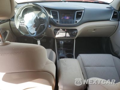 Zdjęcie 8 z 16 samochodu: 2016 HYUNDAI TUCSON LIMITED VIN:KM8J33A20GU029753 - miniatura
