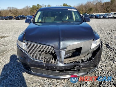 Piąte zdjęcie samochodu w środku: 2014 LINCOLN MKT VIN:2LMHJ5FK7EBL53525 - miniatura