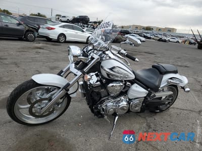 Trzecie zdjęcie samochodu z tyłu: 2013 YAMAHA XV1900 CU VIN:JYAVP27E1DA015858 - miniatura