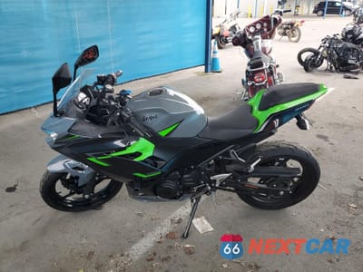 Trzecie zdjęcie samochodu z tyłu: 2019 KAWASAKI EX400 VIN:JKAEXKG14KDA29599 - miniatura