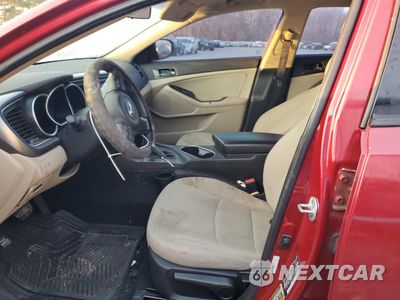 Zdjęcie 7 z 12 samochodu: 2015 KIA OPTIMA LX VIN:5XXGM4A71FG459518 - miniatura