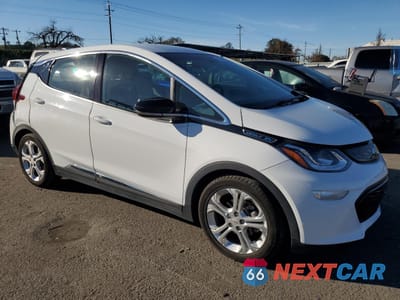 Czwarte zdjęcie samochodu z boku: 2021 CHEVROLET BOLT EV LT VIN:1G1FY6S09M4102732 - miniatura