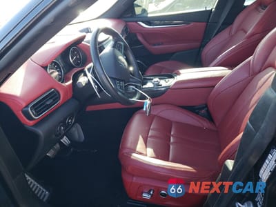 Zdjęcie 7 z 15 samochodu: 2021 MASERATI LEVANTE S SPORT VIN:ZN661YUS3MX370890 - miniatura