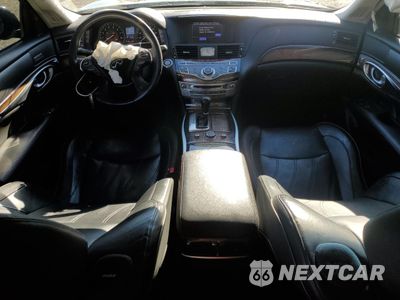 Zdjęcie 8 z 14 samochodu: 2019 INFINITI Q70L 3.7 LUXE VIN:JN1BY1PR5KM725278 - miniatura