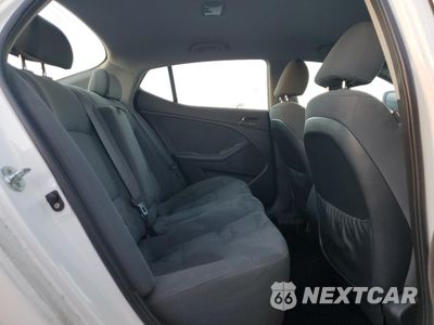 Zdjęcie 10 z 12 samochodu: 2015 KIA OPTIMA LX VIN:KNAGM4A73F5605337 - miniatura