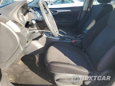 Zdjęcie 7 z 13 samochodu: 2015 NISSAN SENTRA S VIN:3N1AB7AP2FL658999 - miniatura