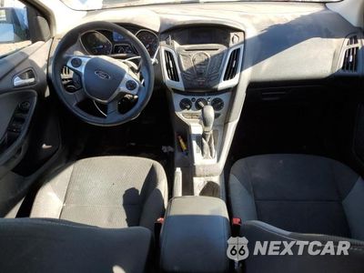 Zdjęcie 8 z 12 samochodu: 2014 FORD FOCUS SE VIN:1FADP3K21EL157450 - miniatura