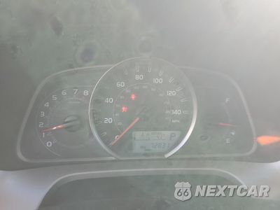 Zdjęcie 9 z 13 samochodu: 2015 TOYOTA RAV4 XLE VIN:JTMRFREV3FD136378 - miniatura
