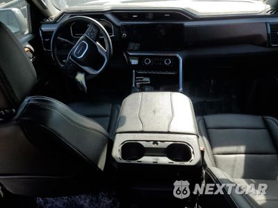 Zdjęcie 8 z 12 samochodu: 2023 GMC SIERRA C1500 DENALI VIN:1GTPHGED2PZ229782 - miniatura