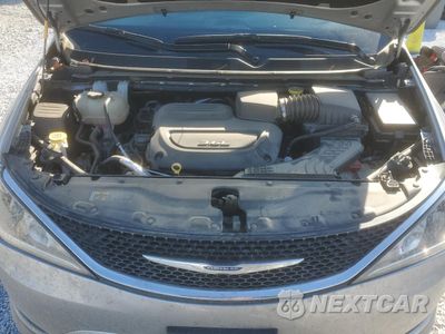 Zdjęcie 13 z 14 samochodu: 2017 CHRYSLER PACIFICA TOURING L VIN:2C4RC1BG3HR816829 - miniatura