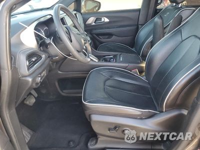 Zdjęcie 7 z 16 samochodu: 2023 CHRYSLER PACIFICA HYBRID LIMITED VIN:2C4RC1S78PR584467 - miniatura