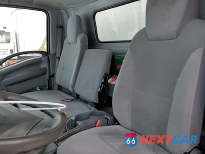 Zdjęcie 10 z 12 samochodu: 2022 ISUZU NQR VIN:JALE5W161N7900352 - miniatura