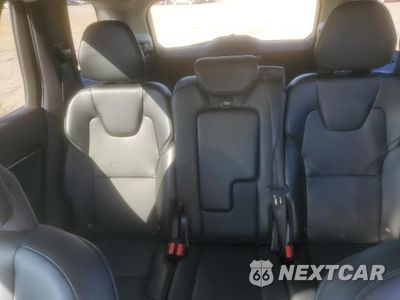 Zdjęcie 10 z 13 samochodu: 2018 VOLVO XC90 T5 VIN:YV4102PK2J1369541 - miniatura