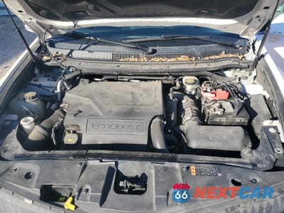 Zdjęcie 13 z 15 samochodu: 2015 LINCOLN MKT VIN:2LMHJ5AT5FBL04616 - miniatura