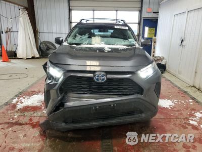 Piąte zdjęcie samochodu w środku: 2024 TOYOTA RAV4 XLE VIN:4T3RWRFV1RU140421 - miniatura