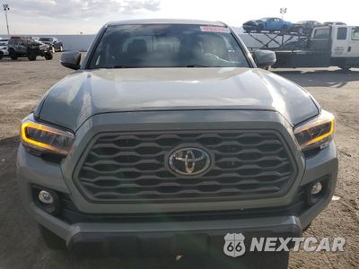 Piąte zdjęcie samochodu w środku: 2022 TOYOTA TACOMA DOUBLE CAB VIN:3TYCZ5AN3NT096886 - miniatura
