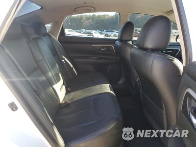 Zdjęcie 10 z 15 samochodu: 2018 NISSAN ALTIMA 2.5 VIN:1N4AL3AP5JC192174 - miniatura