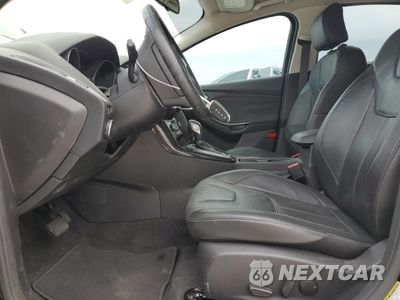 Zdjęcie 7 z 14 samochodu: 2017 FORD FOCUS TITANIUM VIN:1FADP3N28HL214498 - miniatura