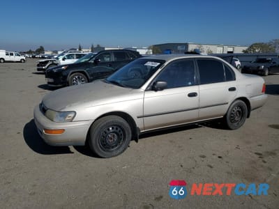 1995 TOYOTA COROLLA LE 1NXAE09B2SZ329302 - główne zdjęcie licytacji z USA - miniatura