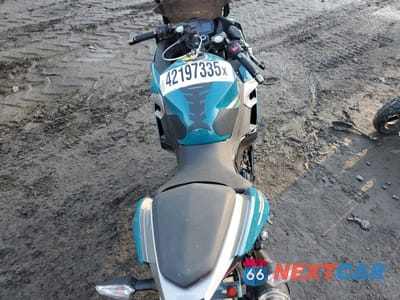 Zdjęcie 6 z 9 samochodu: 2021 KAWASAKI EX400 VIN:JKAEXKH13MDAC1717 - miniatura